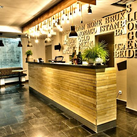 Hotel Aviation Saint-Gilles Екстер'єр фото